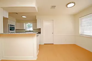 6103 Portal Dr, Houston, TX 77096 - Photo 11