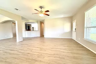 8139 Edenwood Dr, Spring, TX 77389 - Photo 7