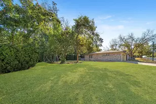 501 Walnut Hill Dr, Brenham, TX 77833 - Photo 23