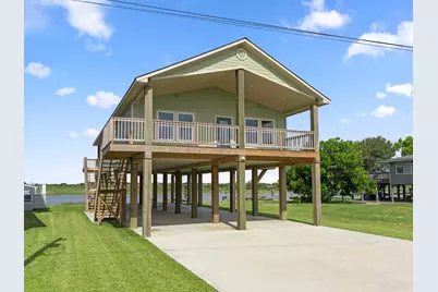 864 Seagull, Sargent, TX 77414 - Photo 1