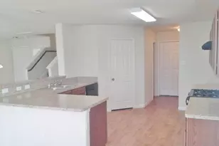 6318 Heffernan St, Houston, TX 77087 - Photo 7