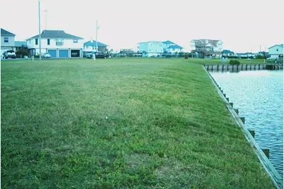 2 N Redwing Street, La Marque, TX 77568 - Photo 3