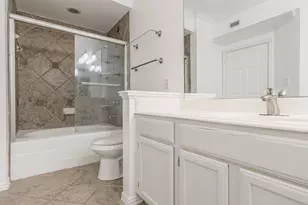 2111 Welch St, Houston, TX 77019 - Photo 15