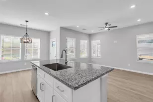 4905 Paula St, Houston, TX 77033 - Photo 7