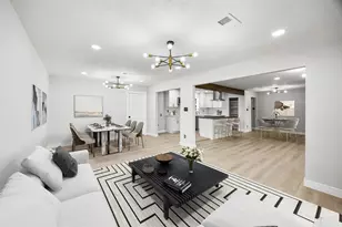 4626 Holly St, Bellaire, TX 77401 - Photo 11