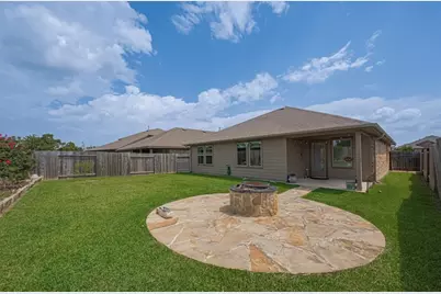 3923 Hawaiian Court, Baytown, TX 77521 - Photo 7