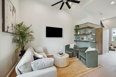 3908 Zina Way, Houston, TX 77018 - Photo 9