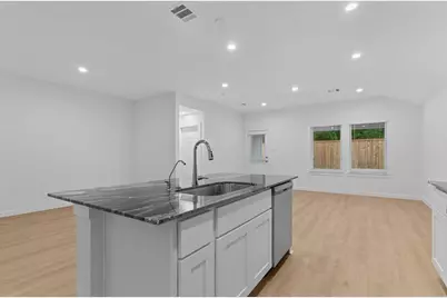 1230 Sandy Shore Lane, Rosharon, TX 77583 - Photo 9