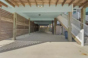 715 Bayshore Dr, La Porte, TX 77571 - Photo 21