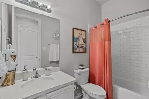 715 Bayshore Dr, La Porte, TX 77571 - Photo 9