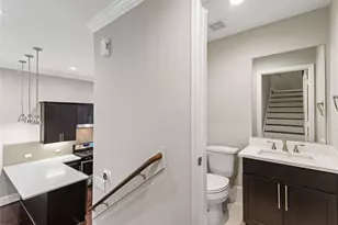 407 N Nagle Street N, Houston, TX 77003 - Photo 21