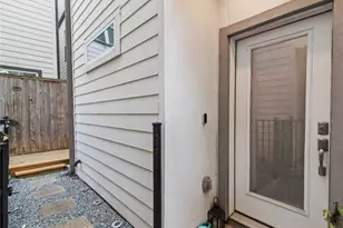 407 N Nagle Street N, Houston, TX 77003 - Photo 5