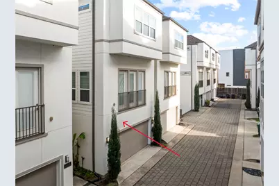 407 N Nagle Street N #B, Houston, TX 77003 - Photo 3