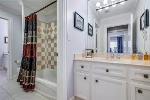 423 Marshall St, Houston, TX 77006 - Photo 29