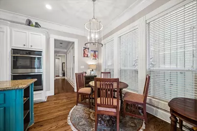 423 Marshall Street, Houston, TX 77006 - Photo 9