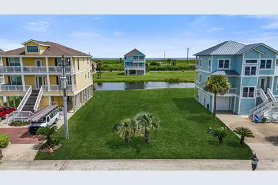 26727 Bay Water Drive, Galveston, TX 77554 - Photo 5