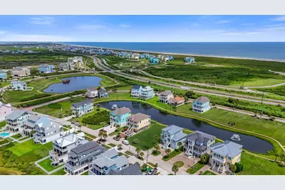 26727 Bay Water Drive, Galveston, TX 77554 - Photo 11