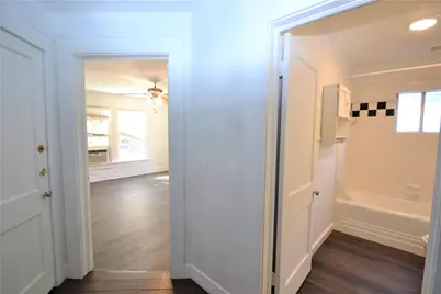 1517 Bonnie Brae Street, Houston, TX 77006 - Photo 49