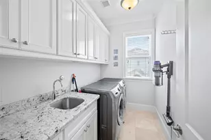 2215 Branard St, Houston, TX 77098 - Photo 31