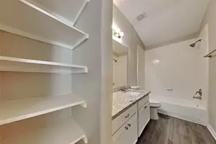 2831 Wild Oak Park Dr, Conroe, TX 77385 - Photo 15