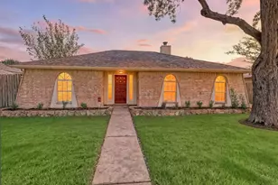 13714 Bonaventure Dr, Houston, TX 77065 - Photo 1
