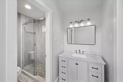 17 Oldstream Court, The Woodlands, TX 77381 - Photo 15