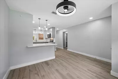 17 Oldstream Court, The Woodlands, TX 77381 - Photo 11
