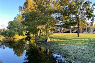 2609 Hughes Rd, Dickinson, TX 77539 - Photo 1