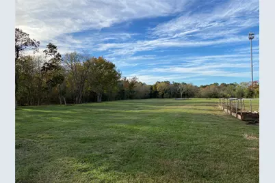 2609 Hughes Road, Dickinson, TX 77539 - Photo 13