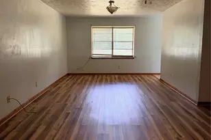 341 Myrtie Dr, Shepherd, TX 77371 - Photo 5