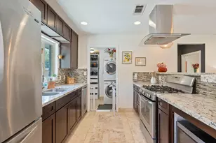 1119 W 30th St, Houston, TX 77018 - Photo 15