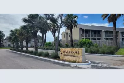 1911 Bayhouse Drive, Rockport, TX 78382 - Photo 3