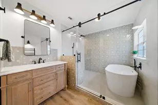 705 College St, Montgomery, TX 77356 - Photo 25