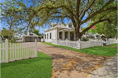 705 College Street, Montgomery, TX 77356 - Photo 5