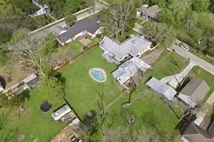 705 College St, Montgomery, TX 77356 - Photo 33