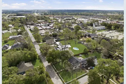 705 College Street, Montgomery, TX 77356 - Photo 31