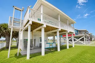 22321 Kennedy Dr, Galveston, TX 77554 - Photo 3