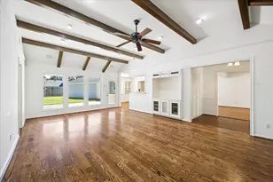 10323 Pine Forest Rd, Houston, TX 77042 - Photo 5