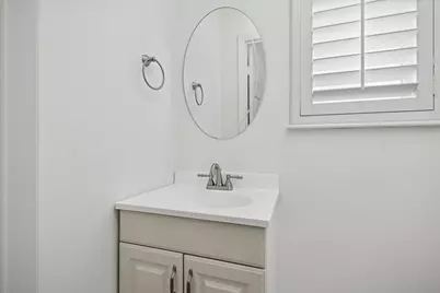 10323 Pine Forest Road, Houston, TX 77042 - Photo 21