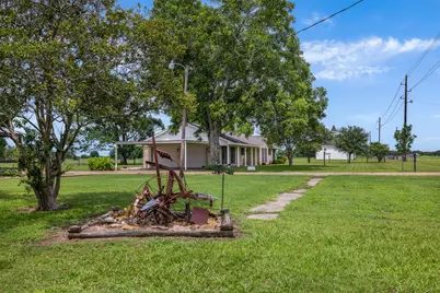 17132 County Road 268, East Bernard, TX 77435 - Photo 5
