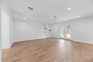 7211 Alderney Dr, Houston, TX 77055 - Photo 11