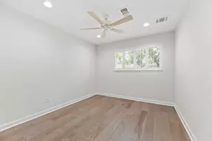 7211 Alderney Dr, Houston, TX 77055 - Photo 17