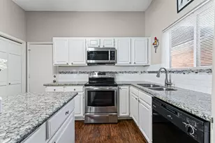 818 Maple Branch Ln, Pearland, TX 77584 - Photo 13