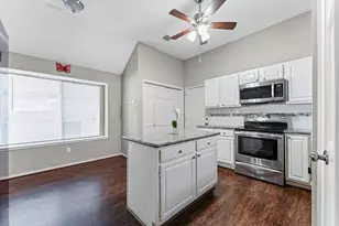 818 Maple Branch Ln, Pearland, TX 77584 - Photo 15