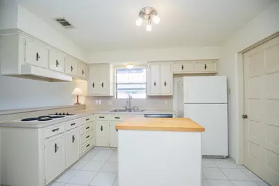 3903 Kiamesha Drive, Missouri City, TX 77459 - Photo 5