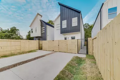 2120 Creston Drive #A/B, Houston, TX 77088 - Photo 25