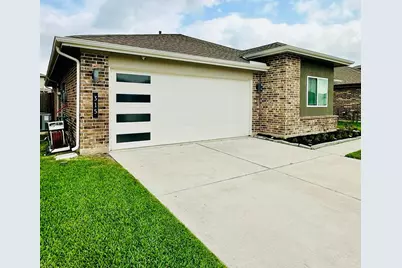 315 John House Lane, Rosharon, TX 77583 - Photo 1