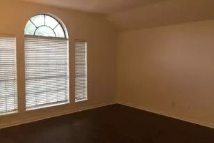 10917 Spruce Dr S, La Porte, TX 77571 - Photo 11
