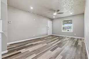2307 Windsor Ln, Pasadena, TX 77506 - Photo 3