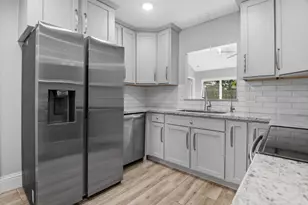31 S Summer Star Ct, The Woodlands, TX 77380 - Photo 11